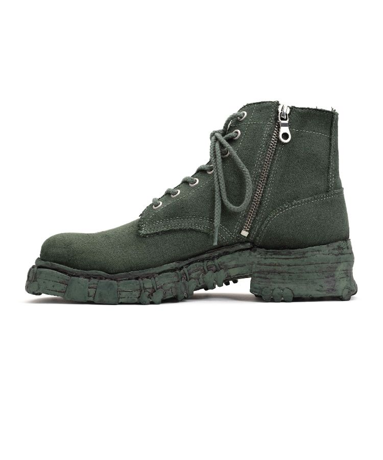 Vintage-like Sole Canvas Boots