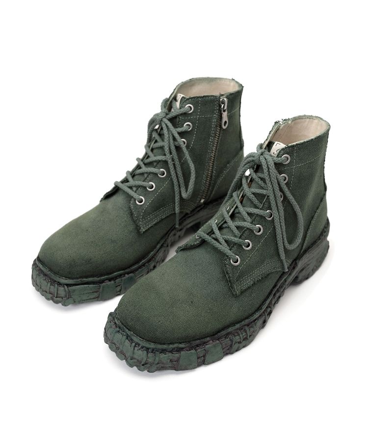 Vintage-like Sole Canvas Boots