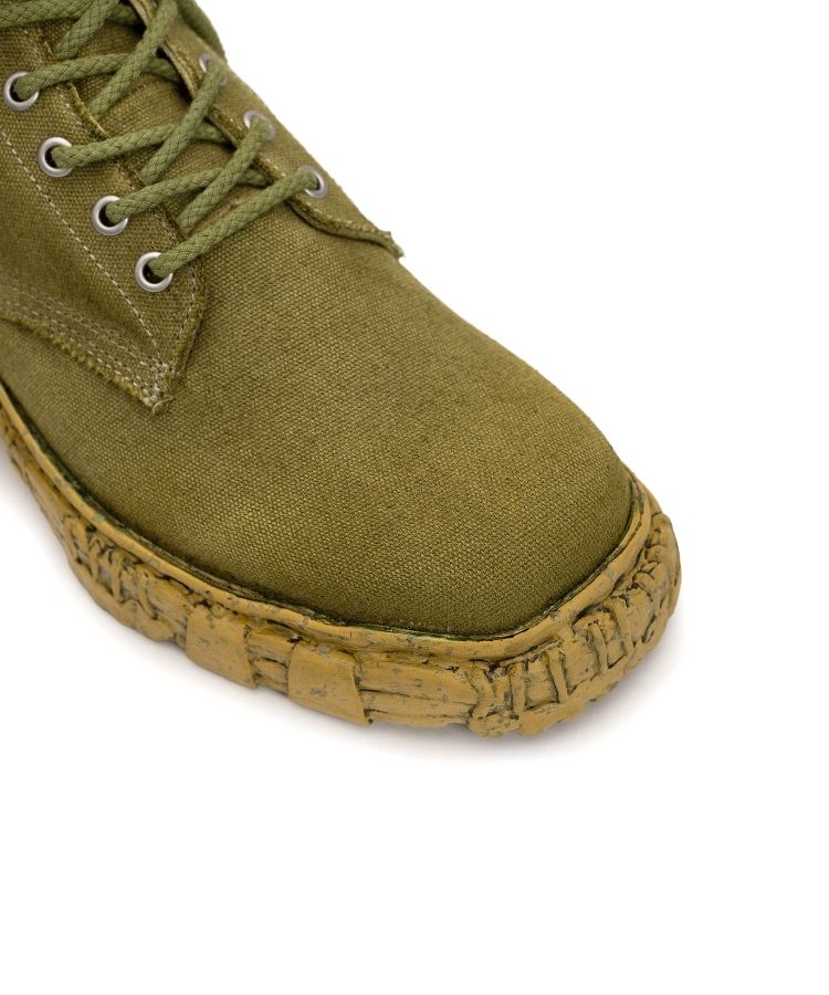 Vintage-like Sole Canvas Boots