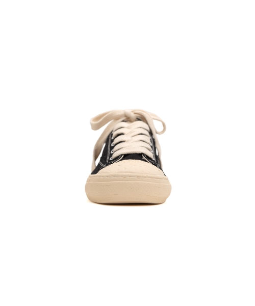 PAST Sole 6 - Hole Canvas Low-top Sneaker