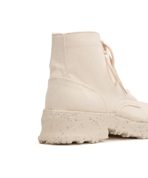 Vintage-like Sole Canvas Boots