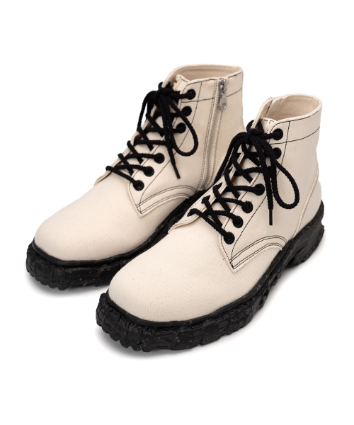 Vintage-like Sole Canvas Boots