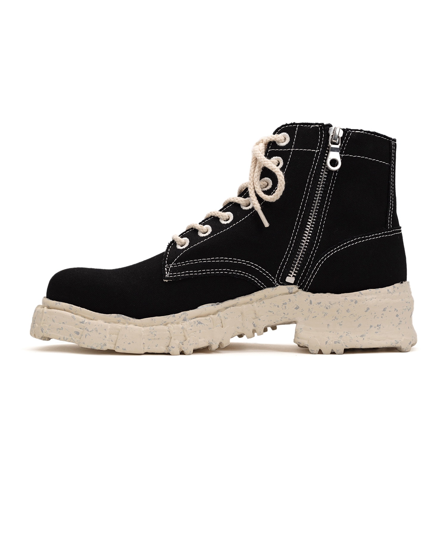 Vintage-like Sole Canvas Boots