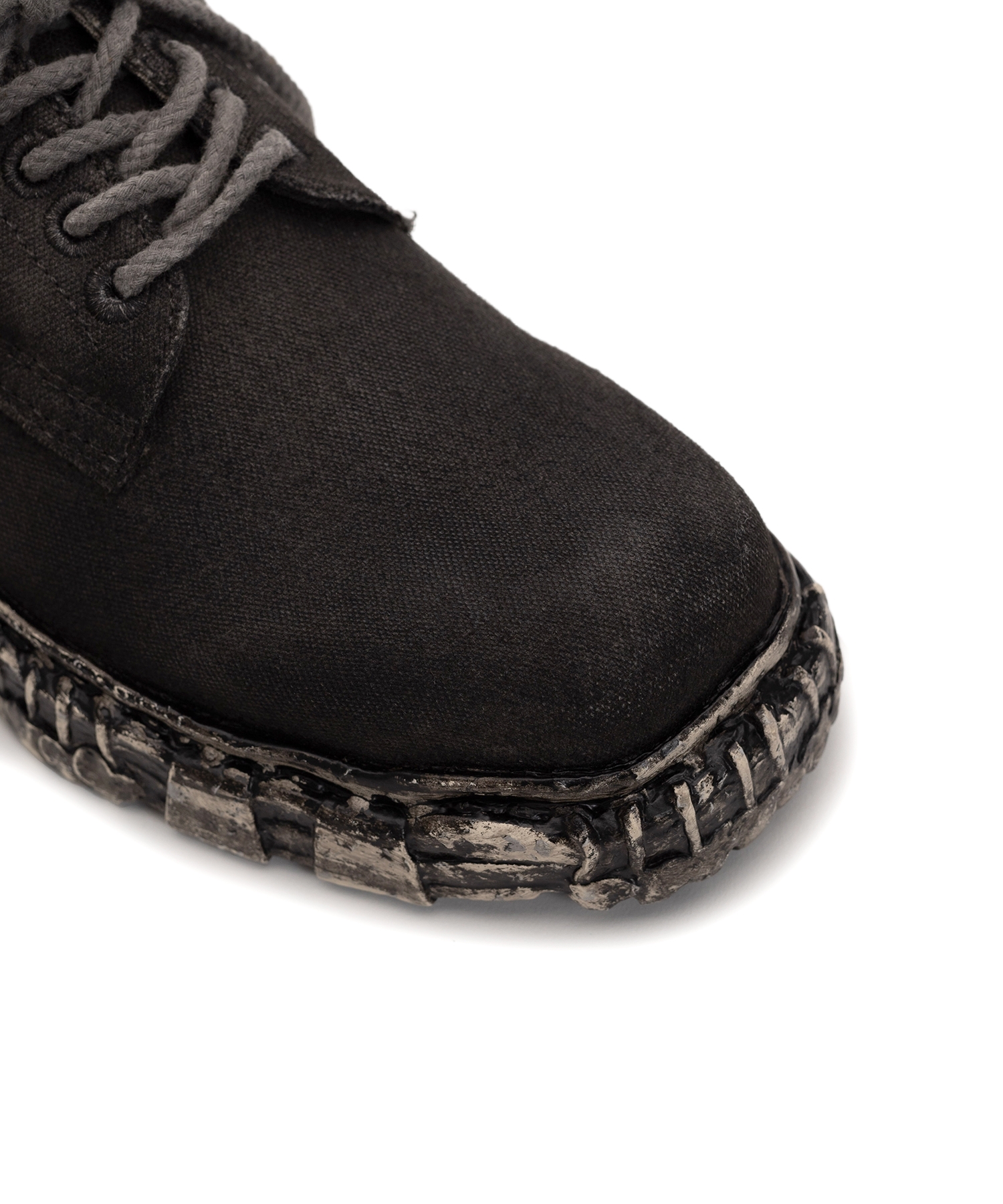 Vintage-like Sole Over-dyed Canvas Shoes