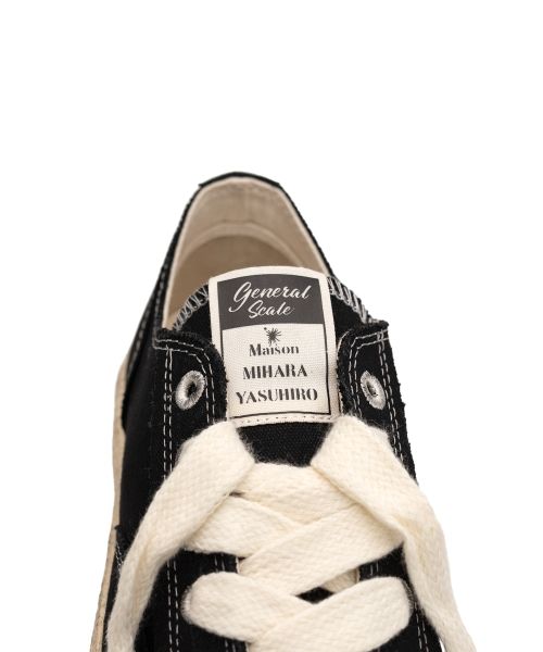 "ROY" PAST Sole Canvas Smudged Throughout Low-Top Sneaker