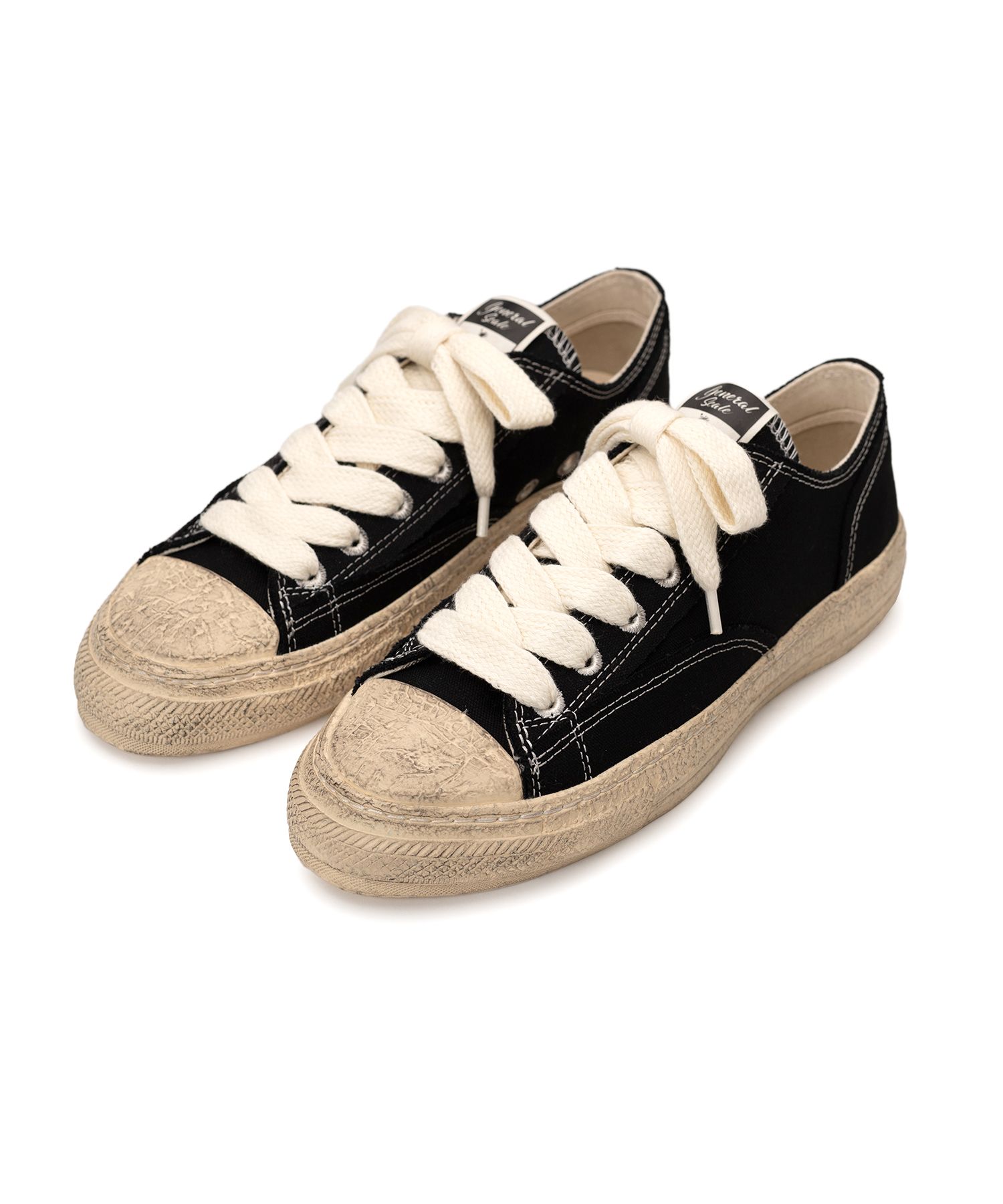 "ROY" PAST Sole Canvas Smudged Throughout Low-Top Sneaker