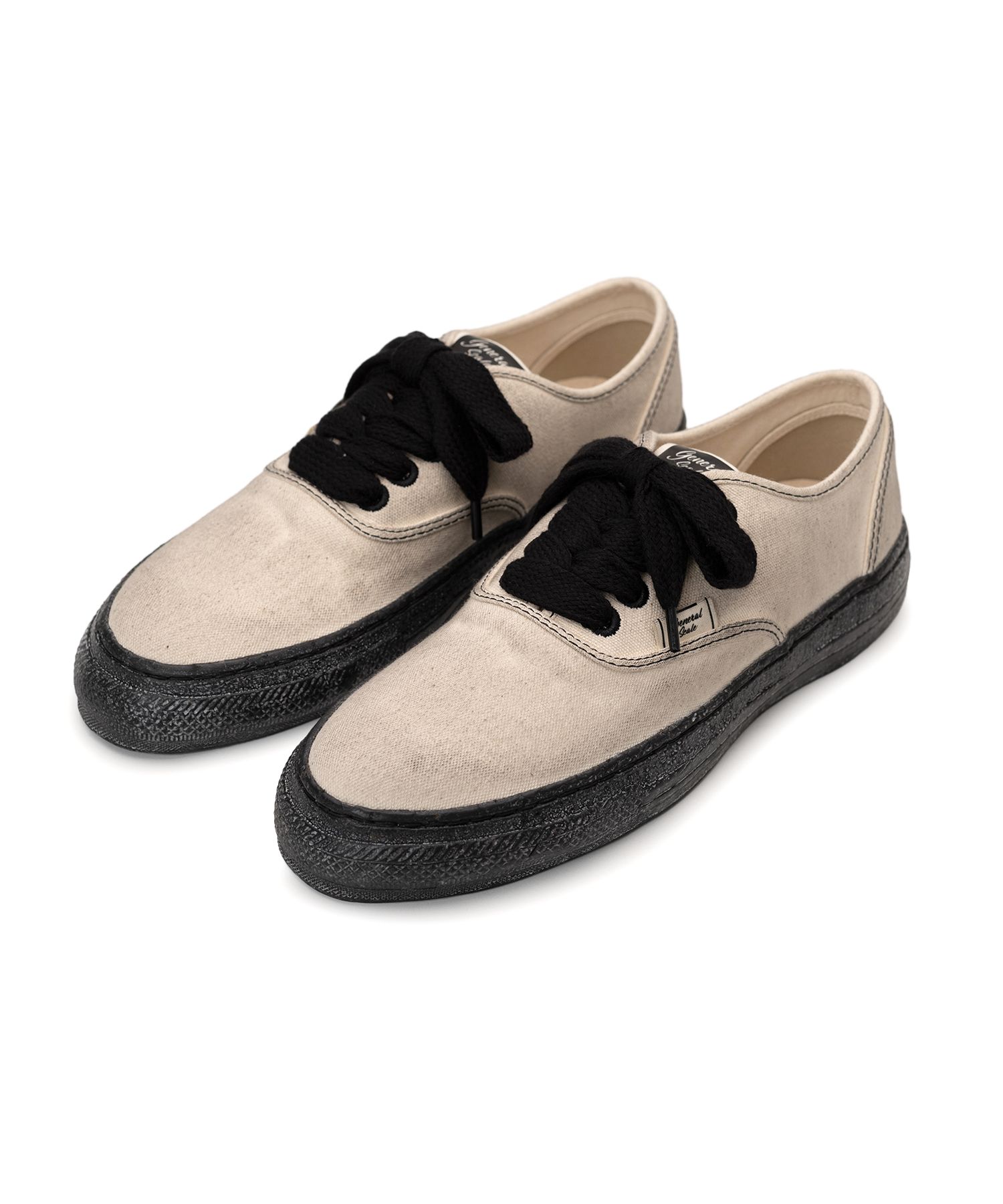 "KIEFER" PAST Sole Canvas Smudged Throughout Low-Top Sneaker