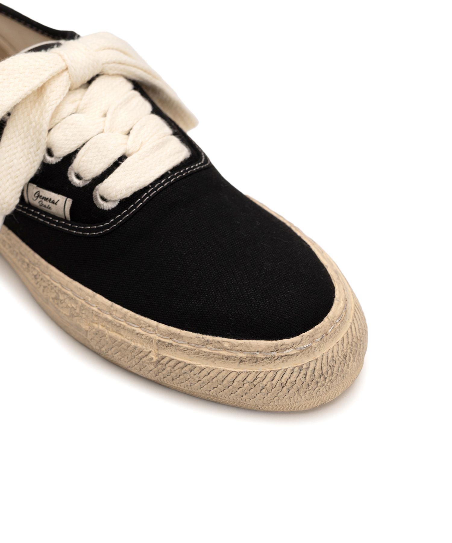 "KIEFER" PAST Sole Canvas Smudged Throughout Low-Top Sneaker