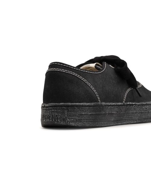 "KIEFER" PAST Sole Canvas Smudged Throughout Low-Top Sneaker