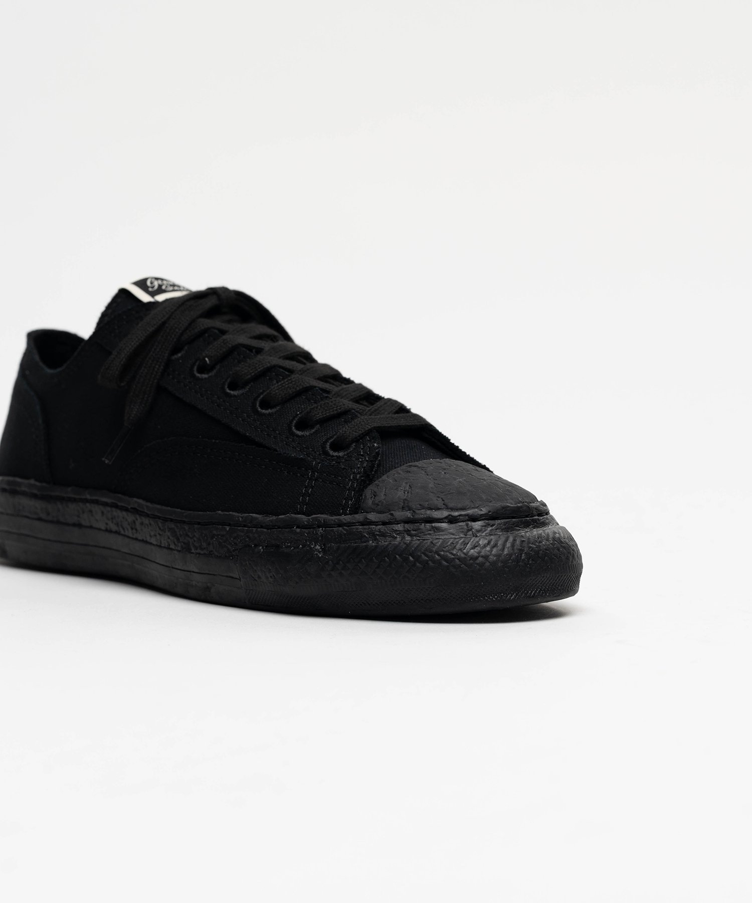 "ROY" PAST Sole Canvas Low-top Sneaker