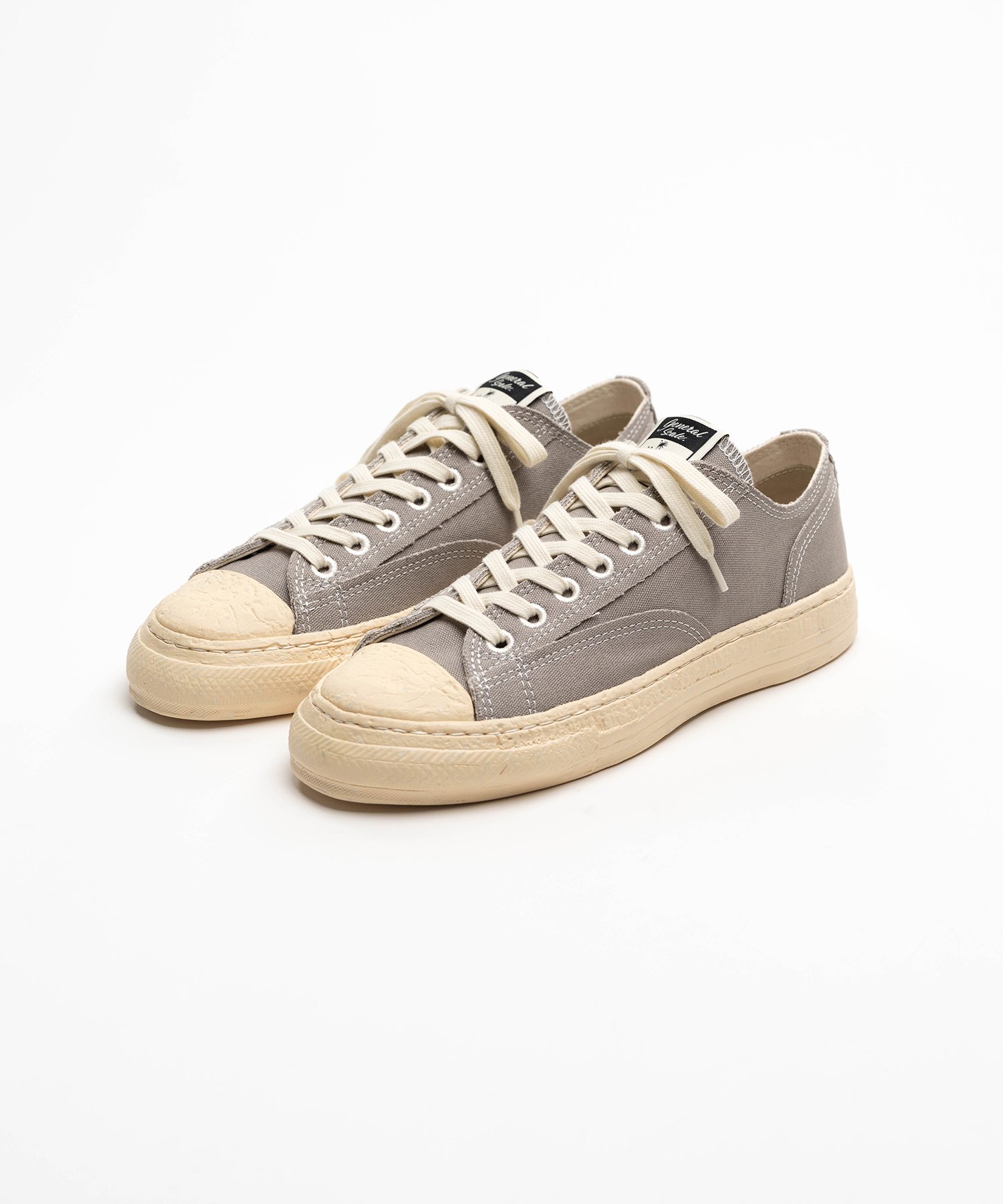 "ROY" PAST Sole Canvas Low-top Sneaker