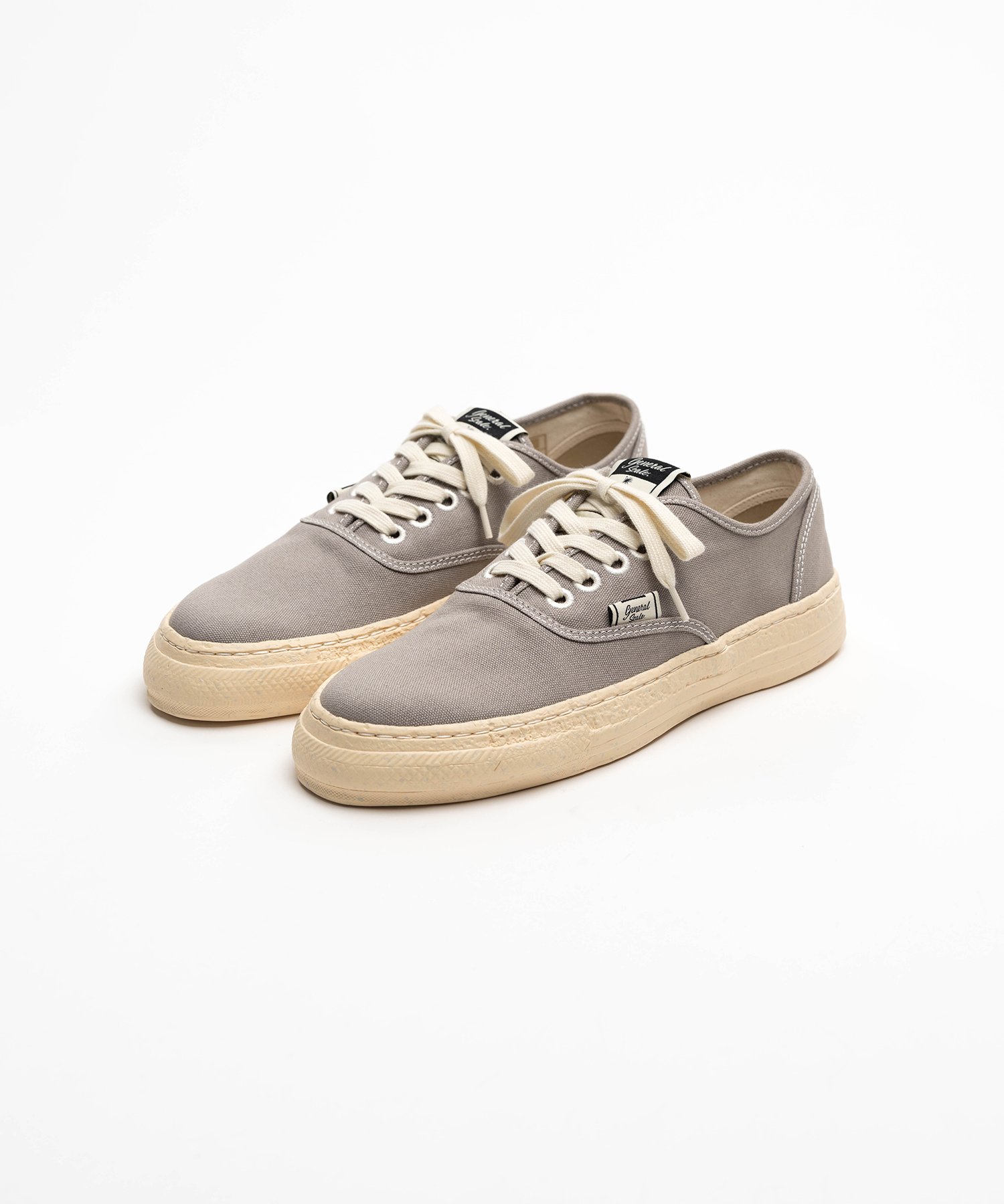 "KIEFER" PAST Sole Canvas Low-top Sneaker