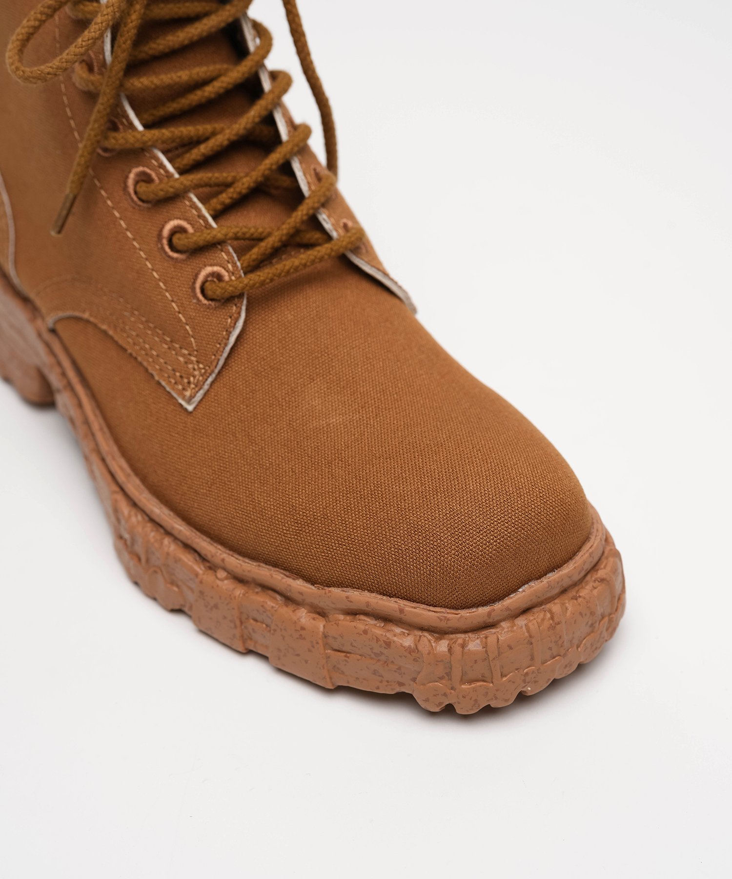 "JOSEPH" Vintage-like Sole Canvas Boots