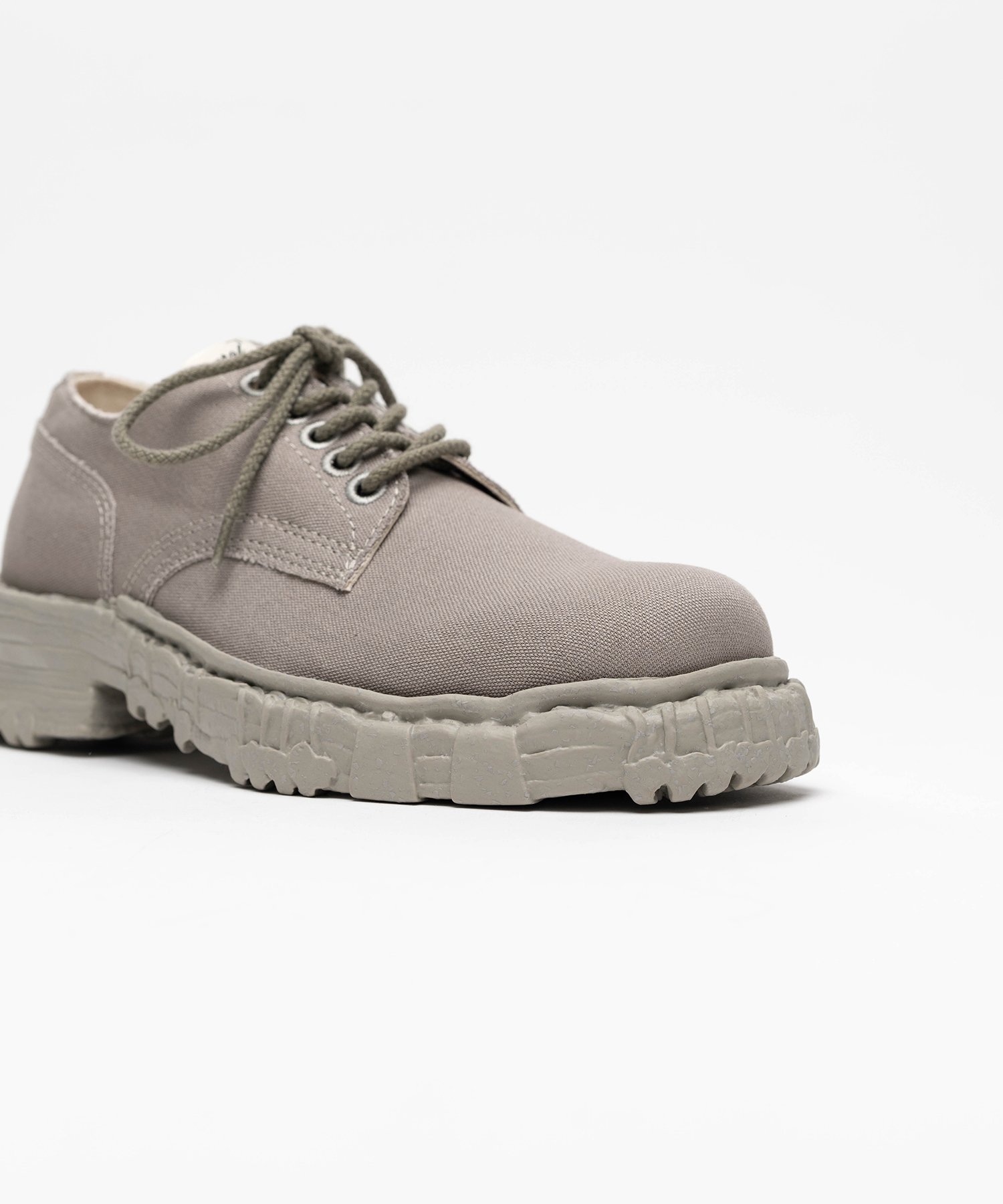 "JOSEPH" Vintage-like Sole Canvas Shoes