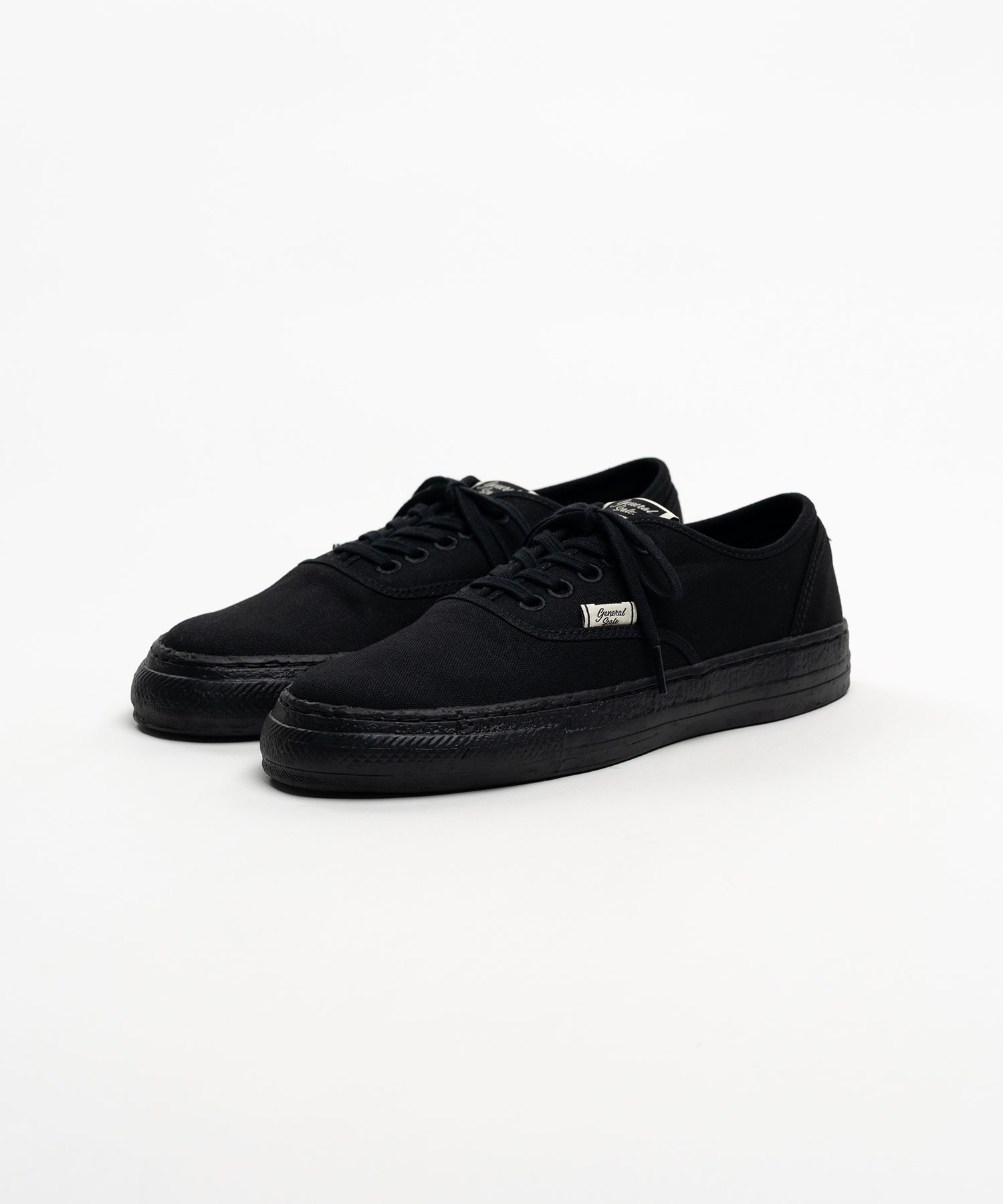 "KIEFER" PAST Sole Canvas Low-top Sneakers