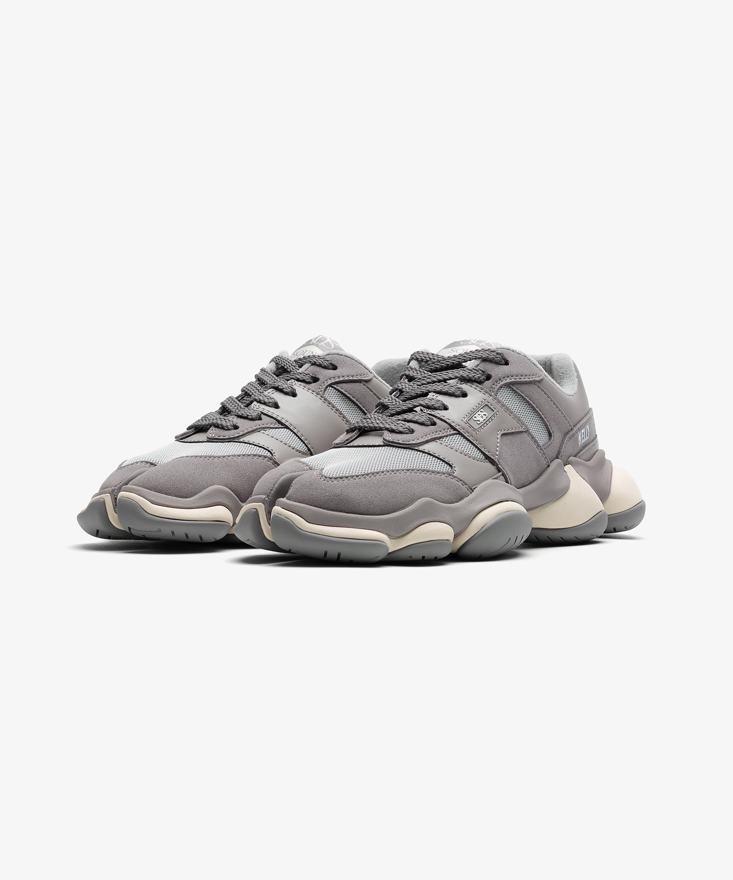 "KELLY" Tabi Sneaker