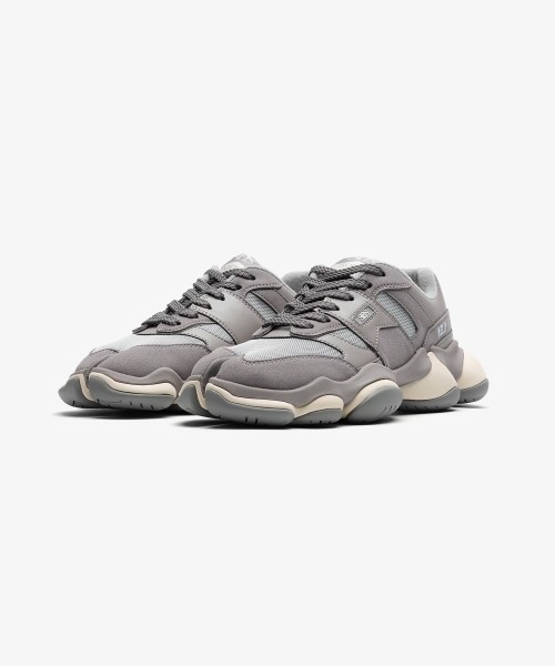 "KELLY" Tabi Sneaker