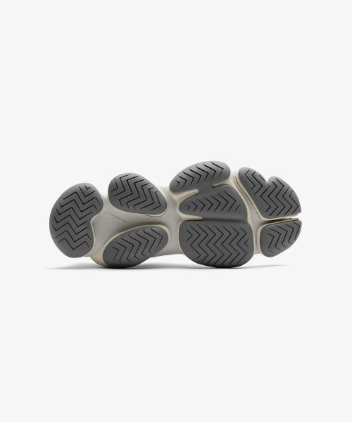 "KELLY" Tabi Sneaker