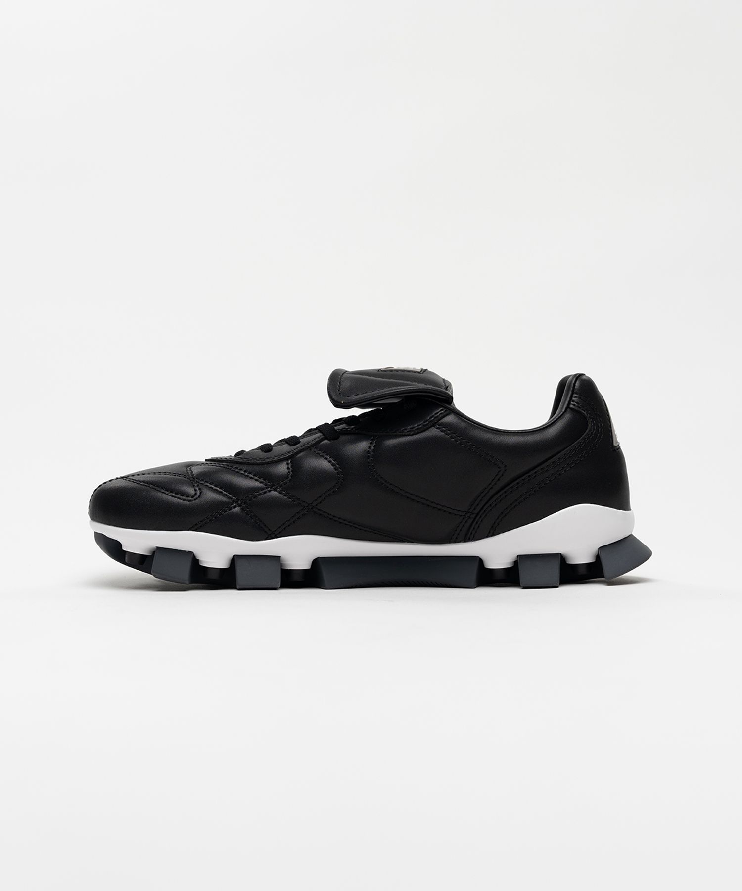 "TOLEDO" Football Sneakers