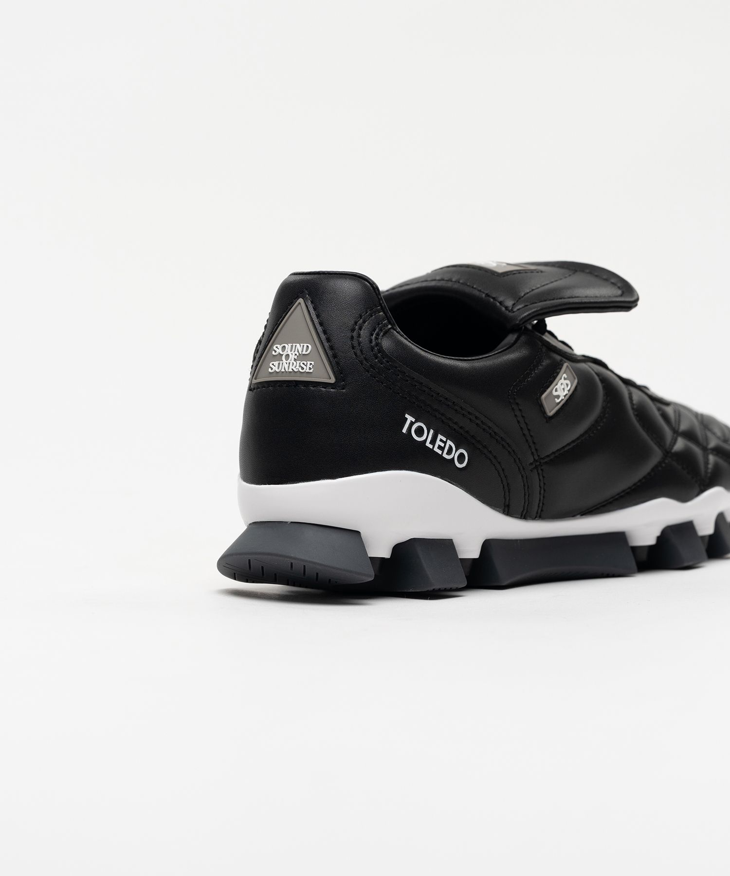 "TOLEDO" Football Sneakers